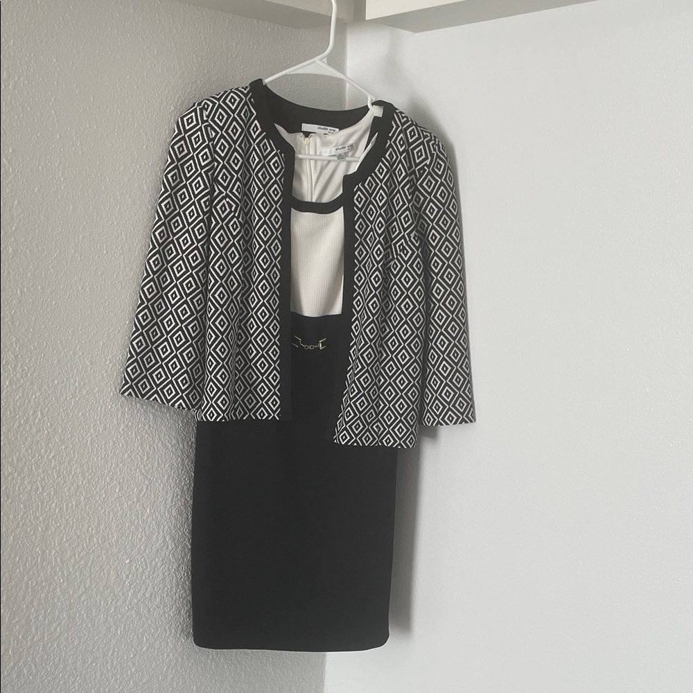 Elegant Black and White Geometric Dress
